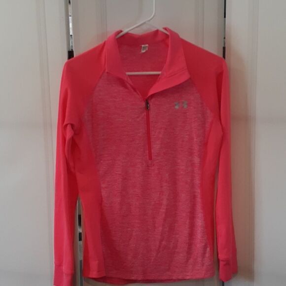 Under Armour athletic shirt  - Picture 1 of 12